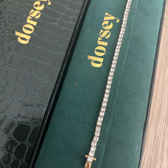 Gold and Silver Women's Bracelet - Picture 3 of 6